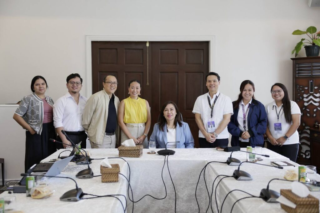 Baricuatro Welcomes Quanzhou Flight Under Visa-Free Policy