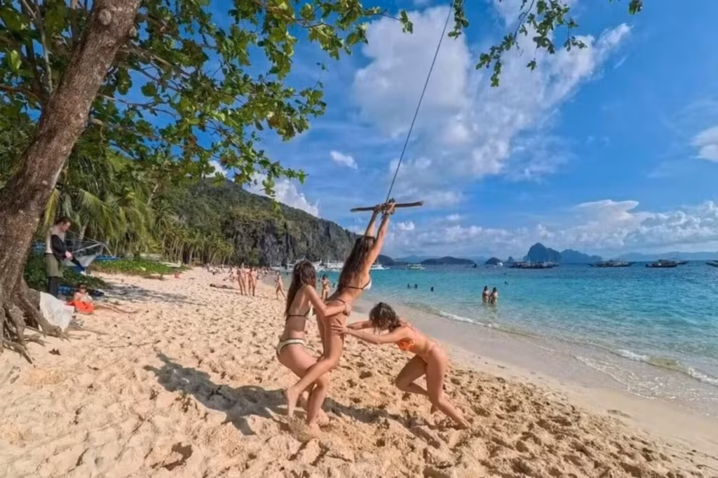 Region 7 Feels Impact of Slowing Tourist Spending Slump